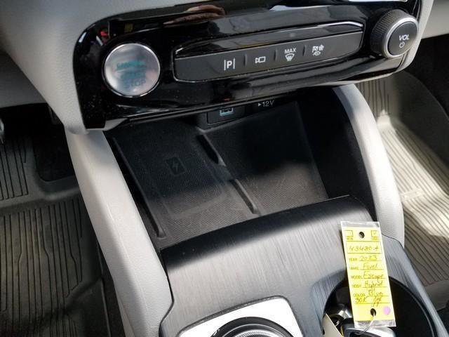Certified 2023 Ford Escape Platinum w/ Premium Technology Package AWD/4WD image 21