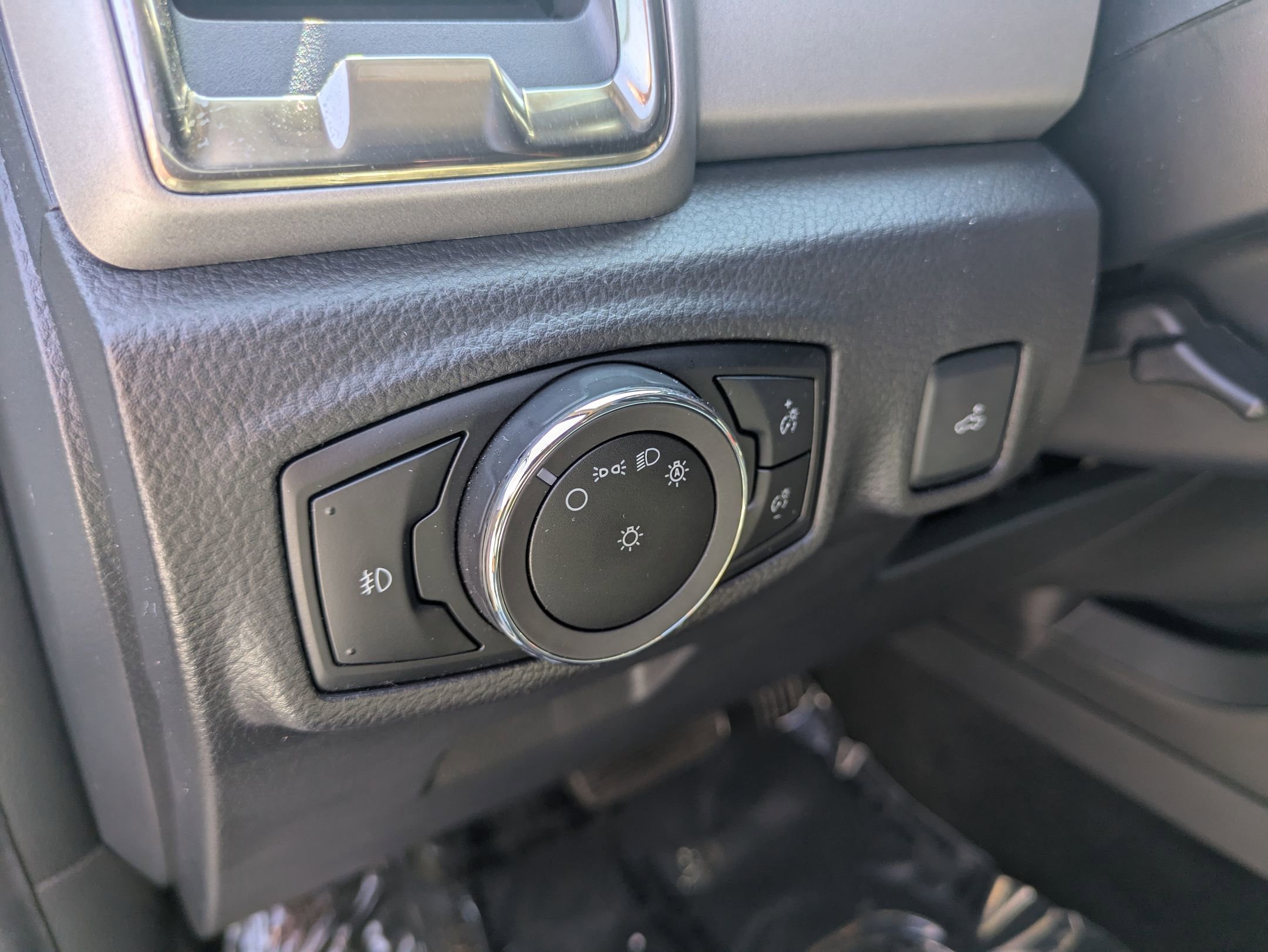 Certified 2023 Ford Ranger XLT w/ Equipment Group 302A High image 15