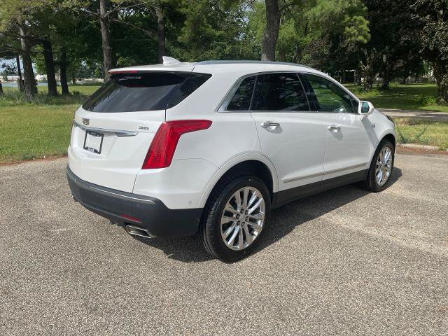 Used 2019 Cadillac XT5 Premium Luxury w/ Driver Assist Package AWD/4WD image 12