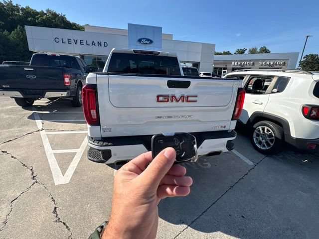Used 2021 GMC Sierra 1500 AT4 w/ AT4 Premium Package AWD/4WD image 20