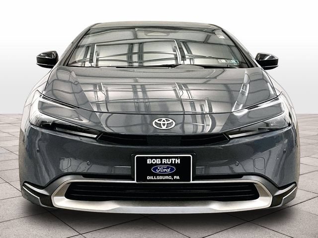 Used 2024 Toyota Prius Prime FWD image 3
