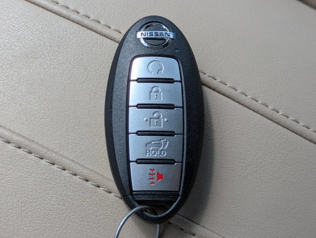 Used 2019 Nissan Rogue SV w/ Premium Package FWD image 29