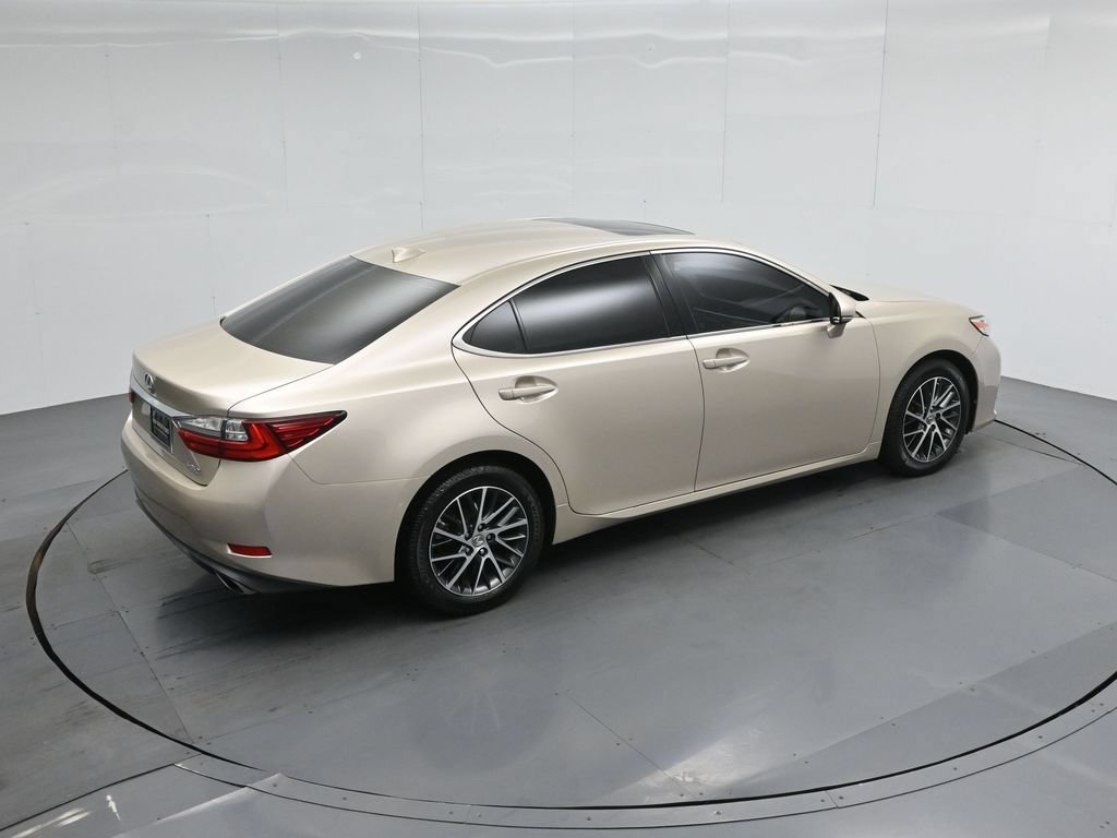 Used 2017 Lexus ES 350 w/ Navigation System Package FWD image 42