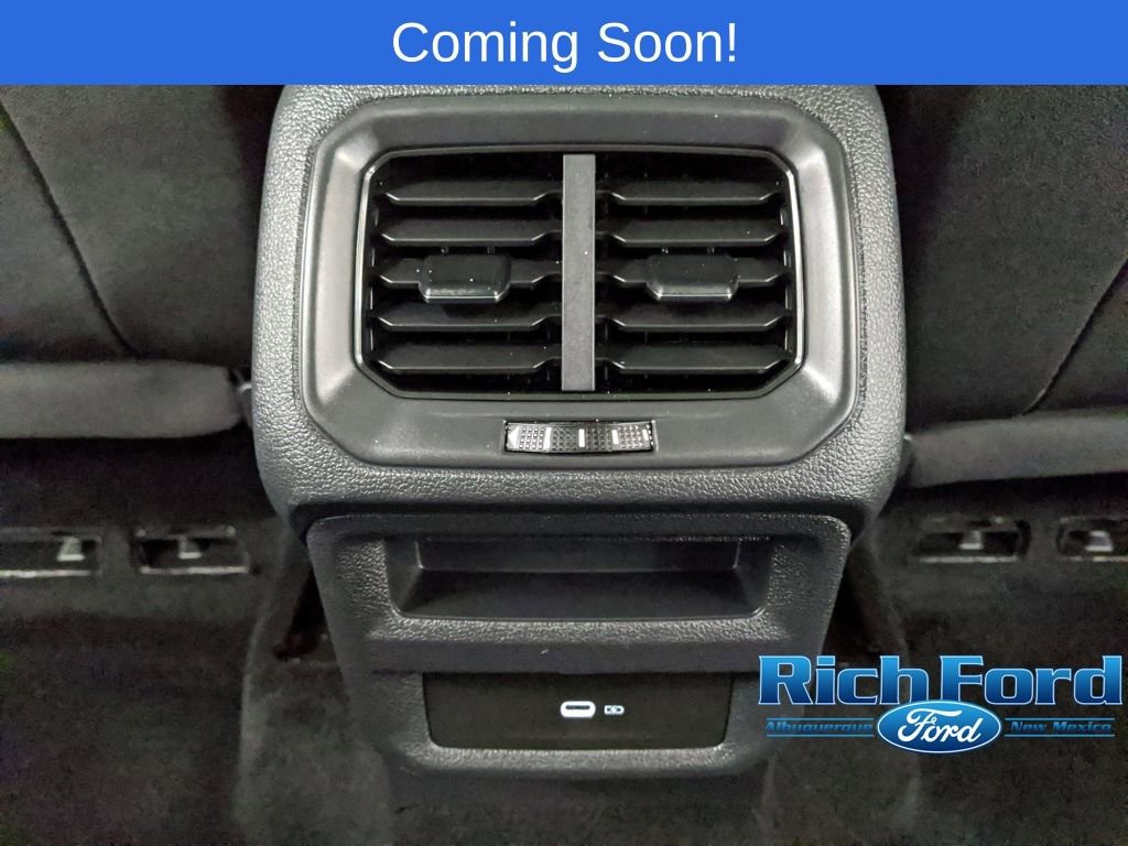 Used 2023 Volkswagen Taos SE image 13