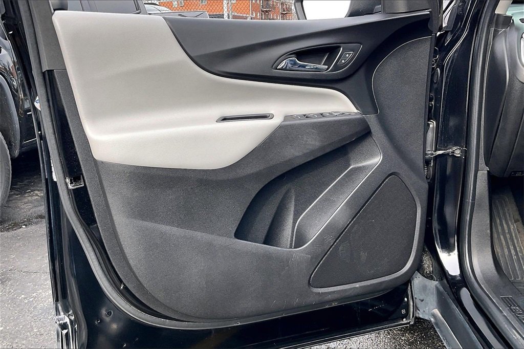 Used 2020 Chevrolet Equinox LS w/ LS Convenience Package image 20