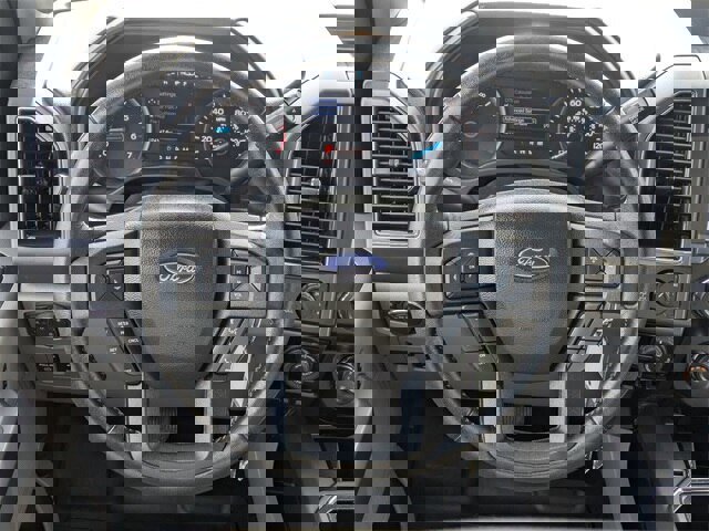 Certified 2019 Ford F150 XLT w/ Equipment Group 302A Luxury image 15