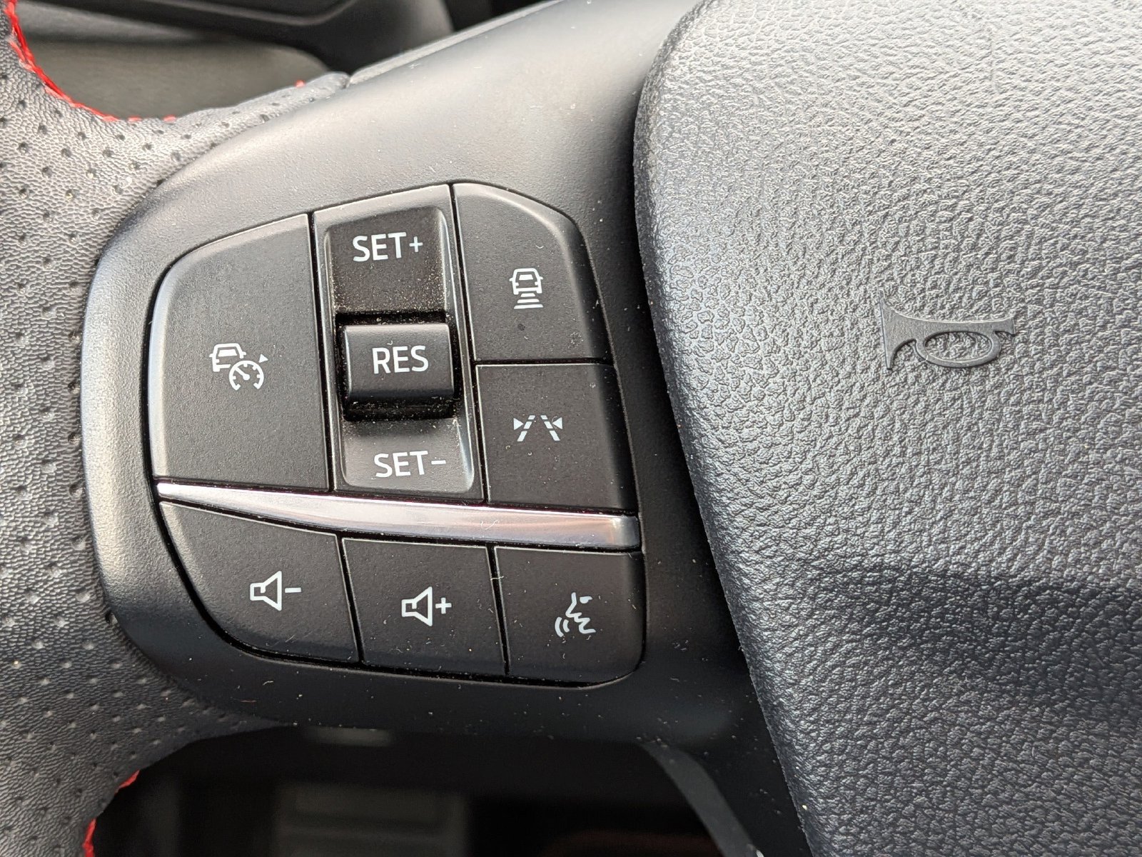 Certified 2023 Ford Escape ST-Line Select w/ Tech Pack #1 AWD/4WD image 29
