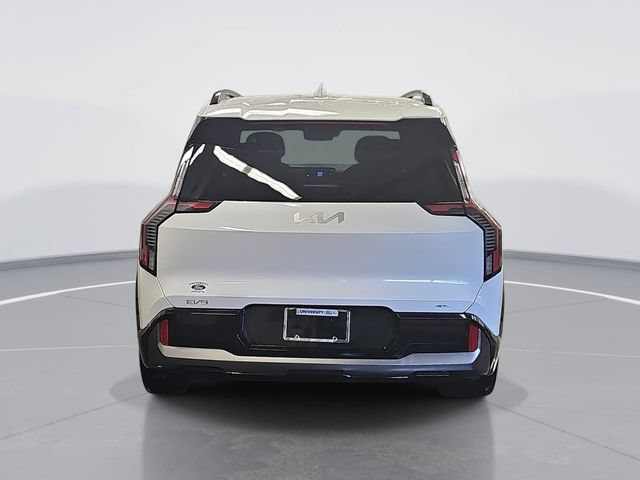 Used 2024 Kia EV9 GT-Line AWD/4WD image 4