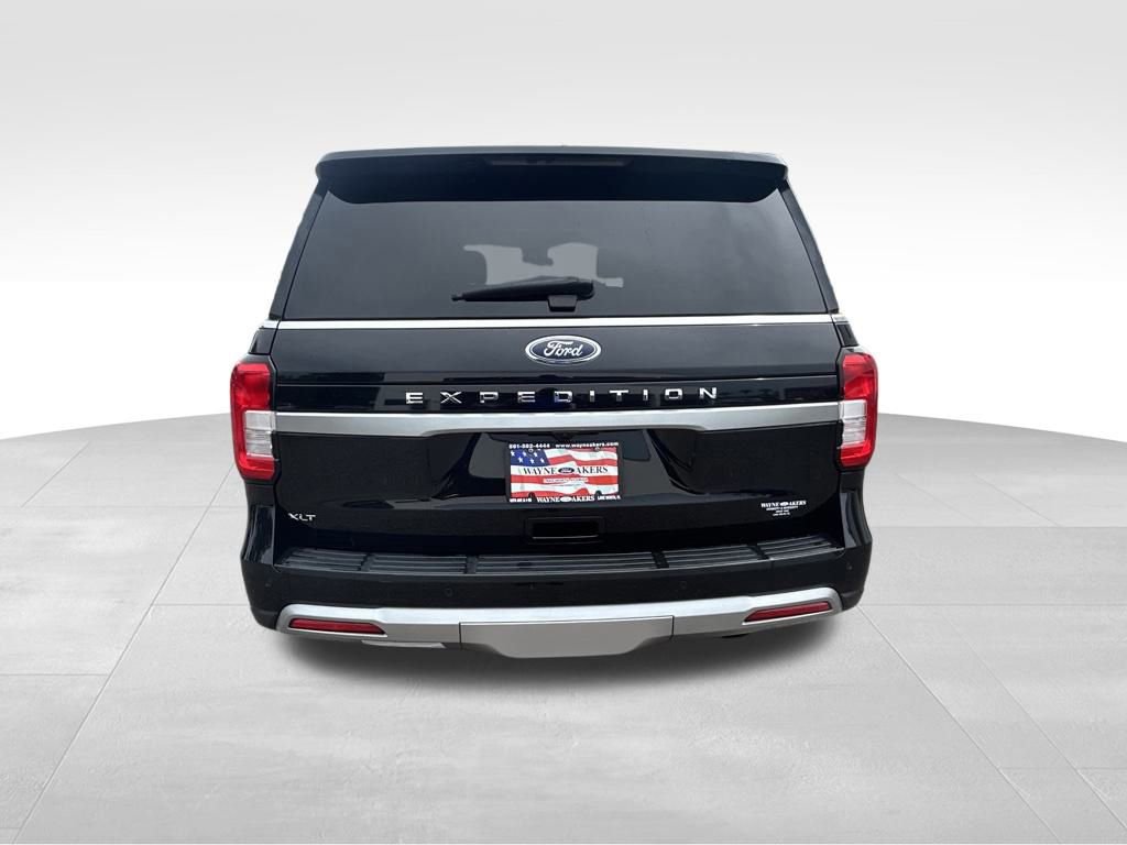 Certified 2024 Ford Expedition XLT image 4