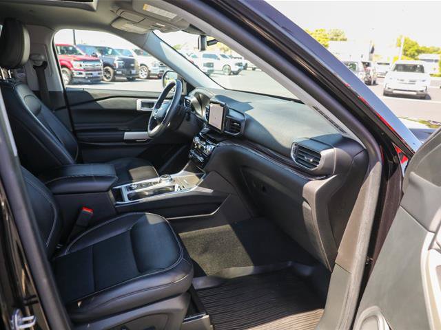 Certified 2021 Ford Explorer Limited w/ Hybrid Equipment Group 310A AWD/4WD image 40