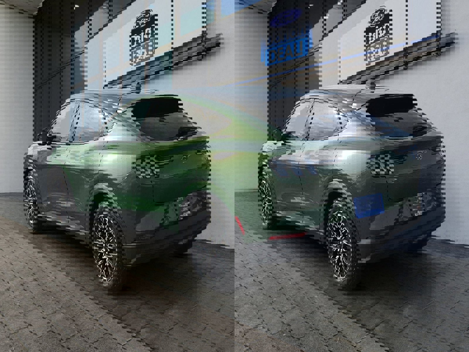 Certified 2025 Ford Mustang Mach-E Premium AWD/4WD image 3