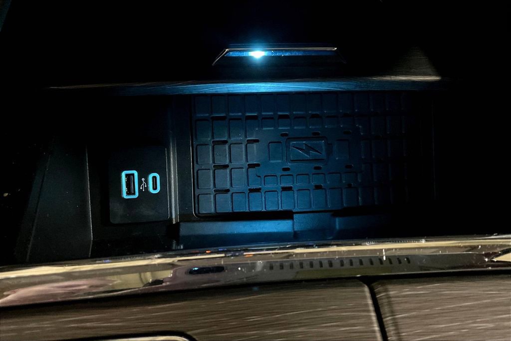 Certified 2024 Ford Expedition Max Limited image 32