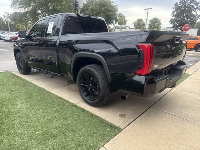 Used 2022 Toyota Tundra SR5 w/ SR5 Convenience Package RWD image 7