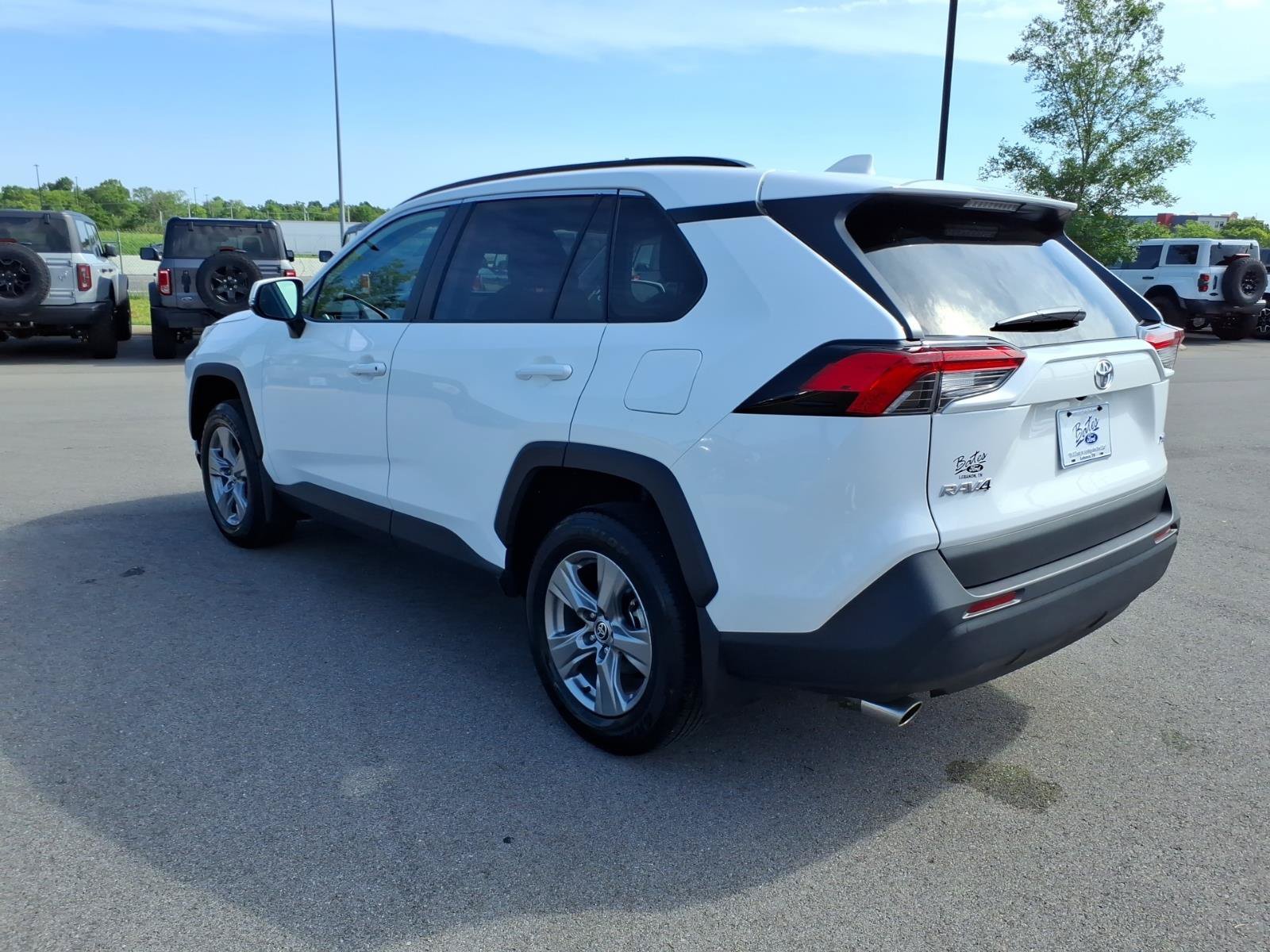 Used 2024 Toyota RAV4 XLE w/ Convenience Package FWD image 5