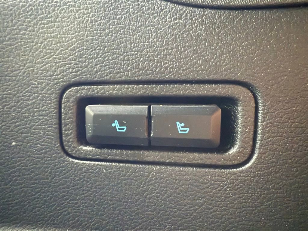 Certified 2022 Ford Expedition Max Platinum image 13