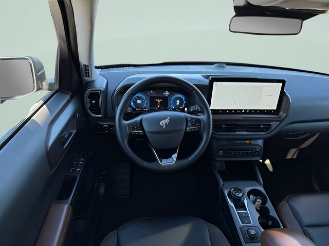 Certified 2025 Ford Bronco Sport Outer Banks w/ Outer Banks Tech Package+ AWD/4WD image 7