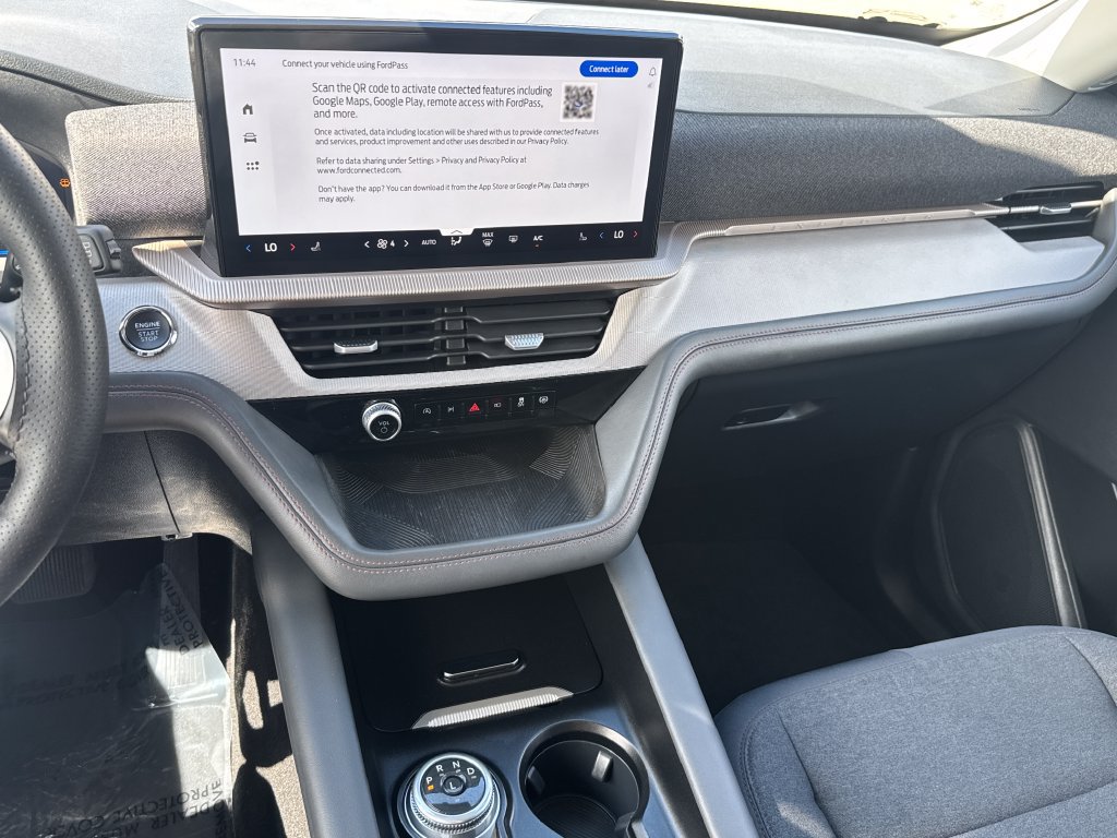 Certified 2025 Ford Explorer Active RWD image 19