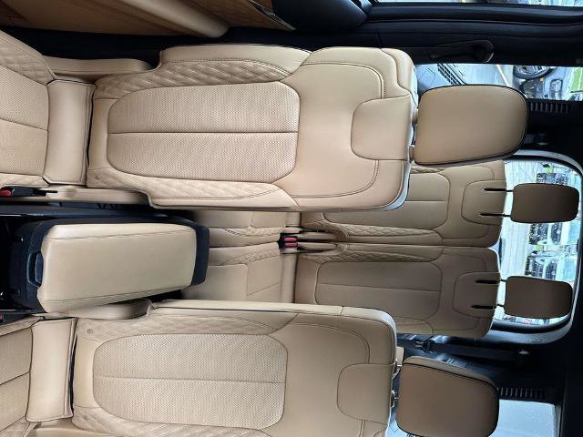 Used 2025 Jeep Grand Cherokee L Summit AWD/4WD image 9
