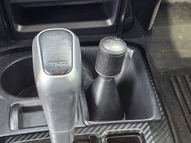 Used 2018 Toyota 4Runner TRD Off-Road Premium image 23