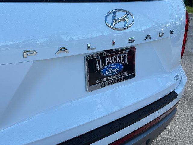 Used 2025 Hyundai Palisade Limited FWD image 15