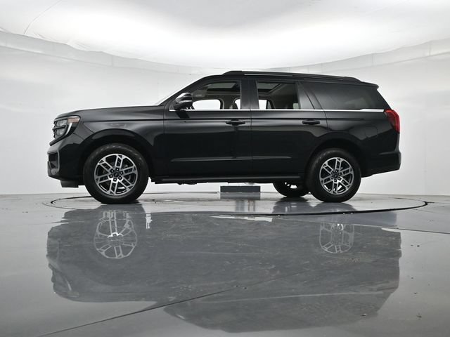 Certified 2025 Ford Expedition Active AWD/4WD image 40