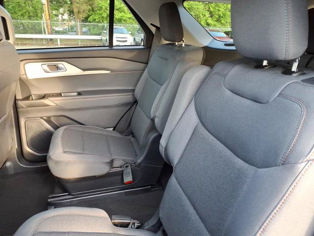 Certified 2025 Ford Explorer Active AWD/4WD image 12