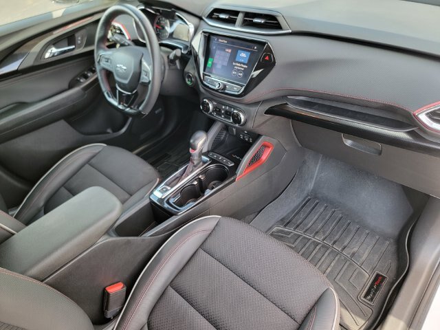 Used 2022 Chevrolet TrailBlazer RS w/ Sun and Liftgate Package AWD/4WD image 24