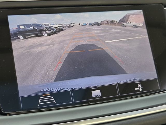 Used 2020 Buick Enclave Premium w/ Sun and Sites Package FWD image 22
