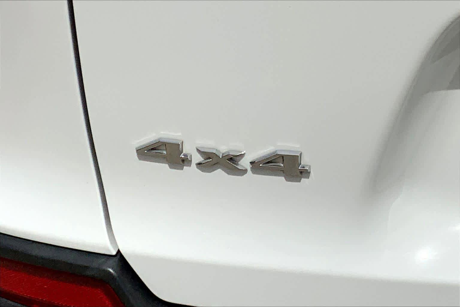Used 2022 Jeep Cherokee Latitude Lux AWD/4WD image 18