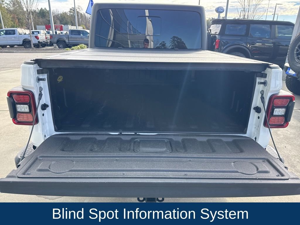 Used 2024 Jeep Gladiator Sport image 8