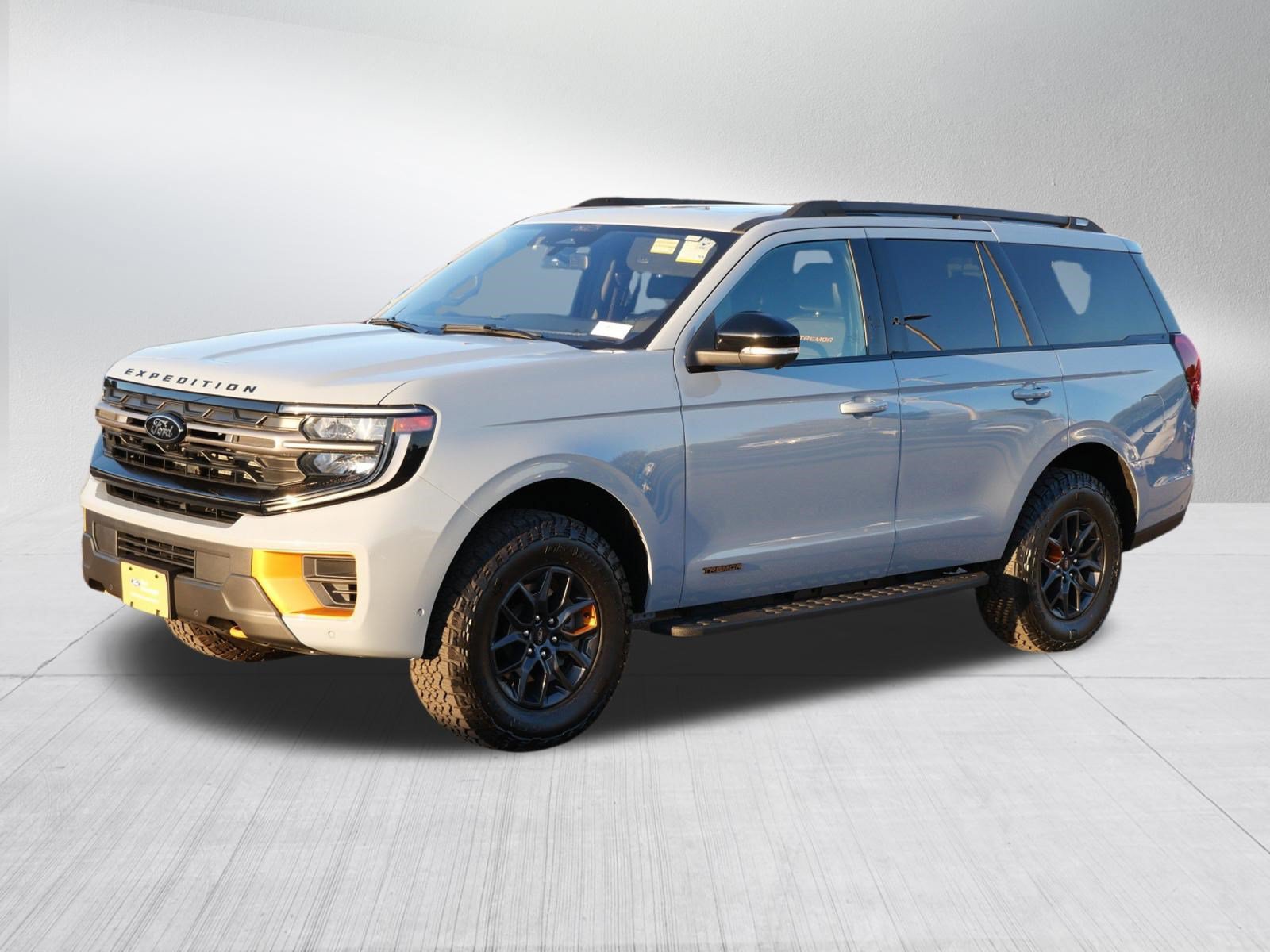 Certified 2025 Ford Expedition Tremor AWD/4WD image 3
