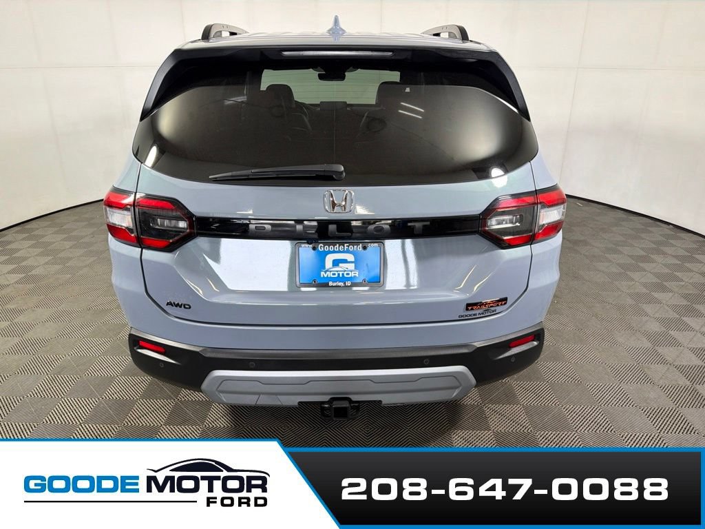 Used 2024 Honda Pilot TrailSport image 6