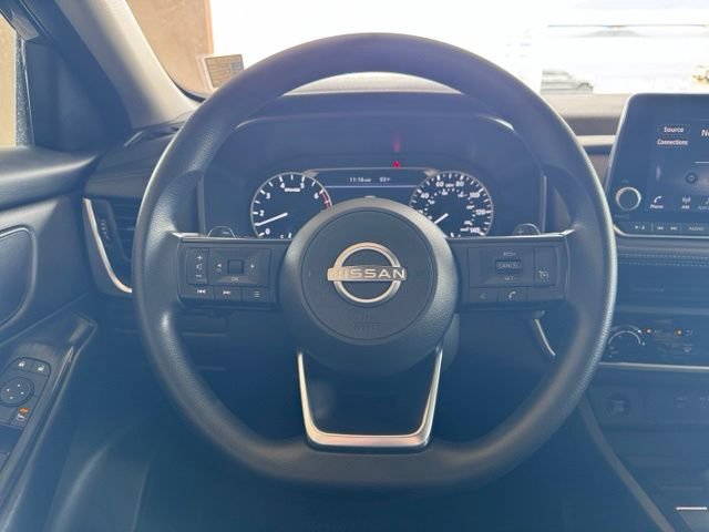 Used 2024 Nissan Rogue S AWD/4WD image 14