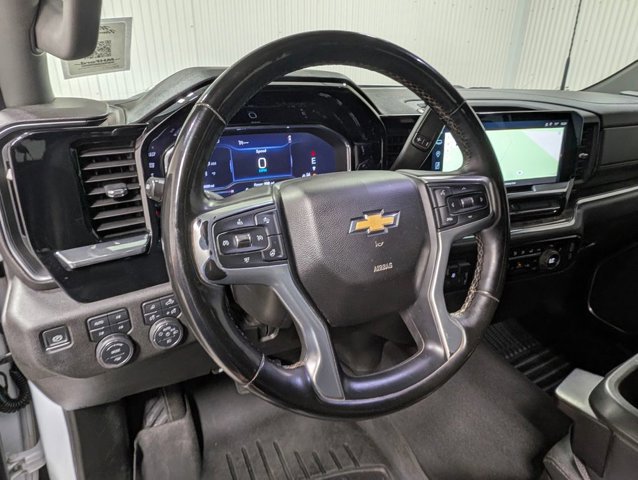 Used 2024 Chevrolet Silverado 2500 LTZ AWD/4WD image 7