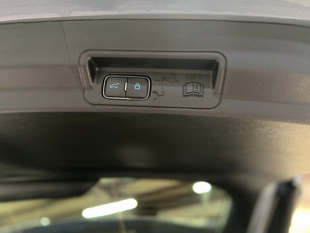 Certified 2025 Ford Explorer ST-Line image 10