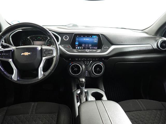 Used 2020 Chevrolet Blazer LT FWD image 2