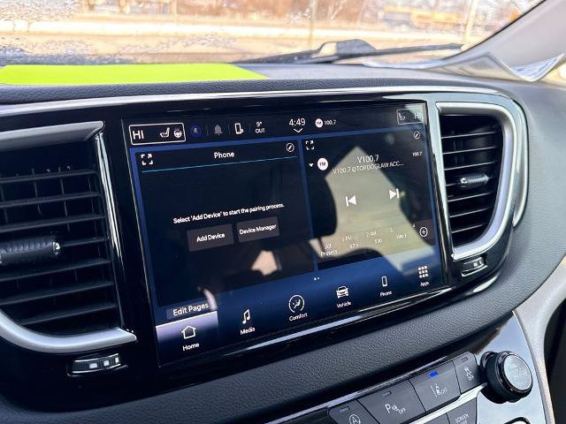 Used 2024 Chrysler Pacifica Touring-L FWD image 21