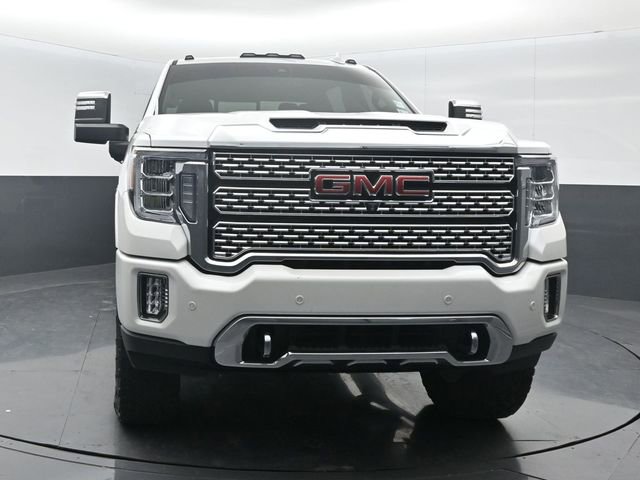 Used 2022 GMC Sierra 2500 Denali image 2