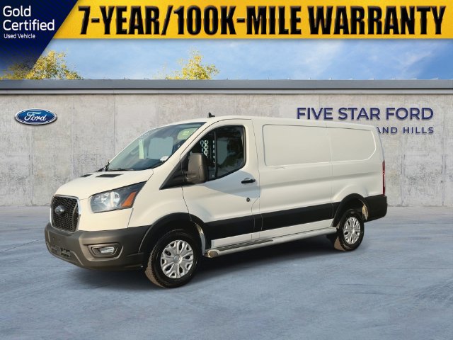 Certified 2025 Ford Transit 250 Low Roof w/ Exterior Upgrade Package RWD image 5