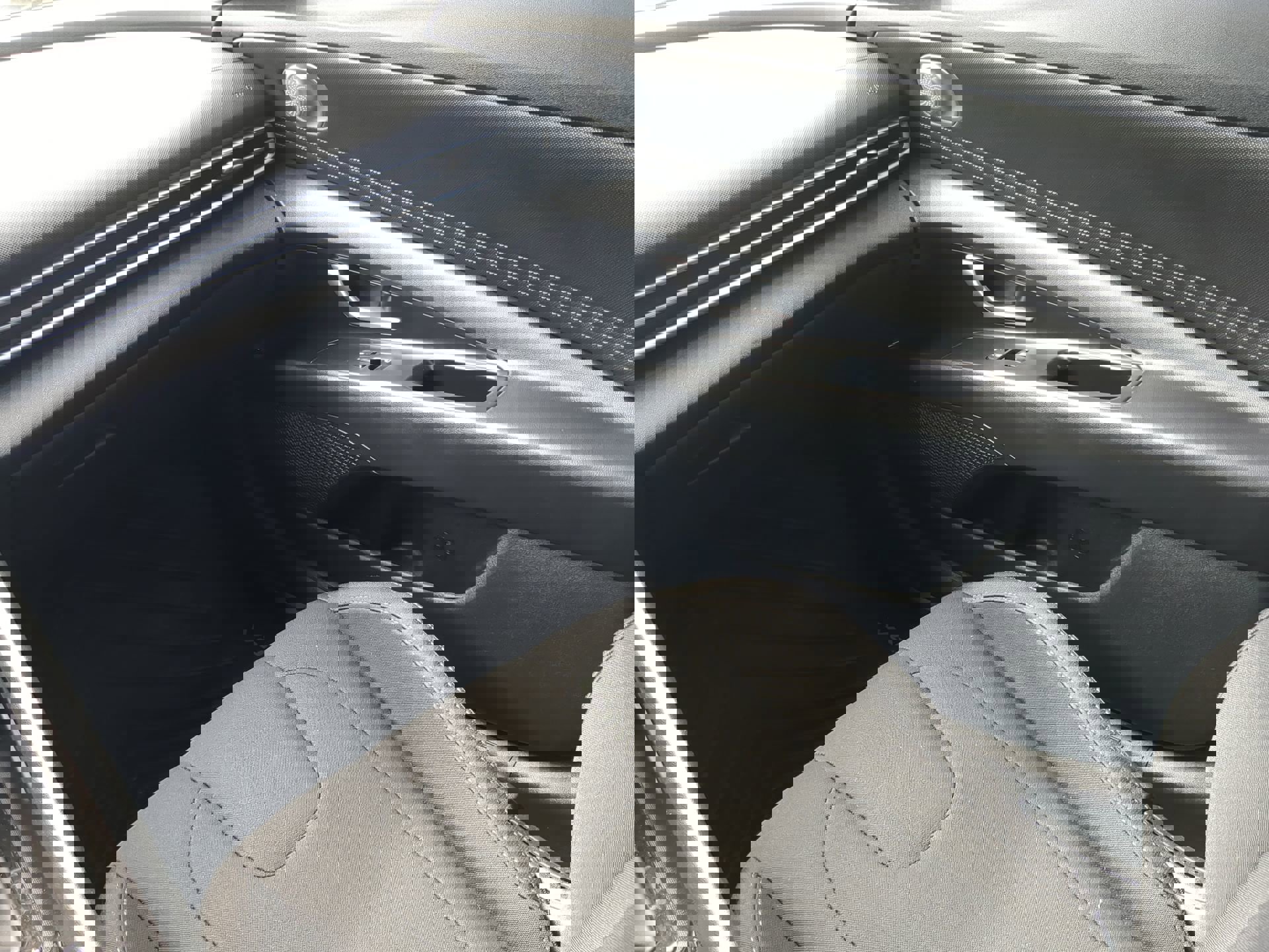 Used 2021 Hyundai Elantra SEL w/ Convenience Package image 43