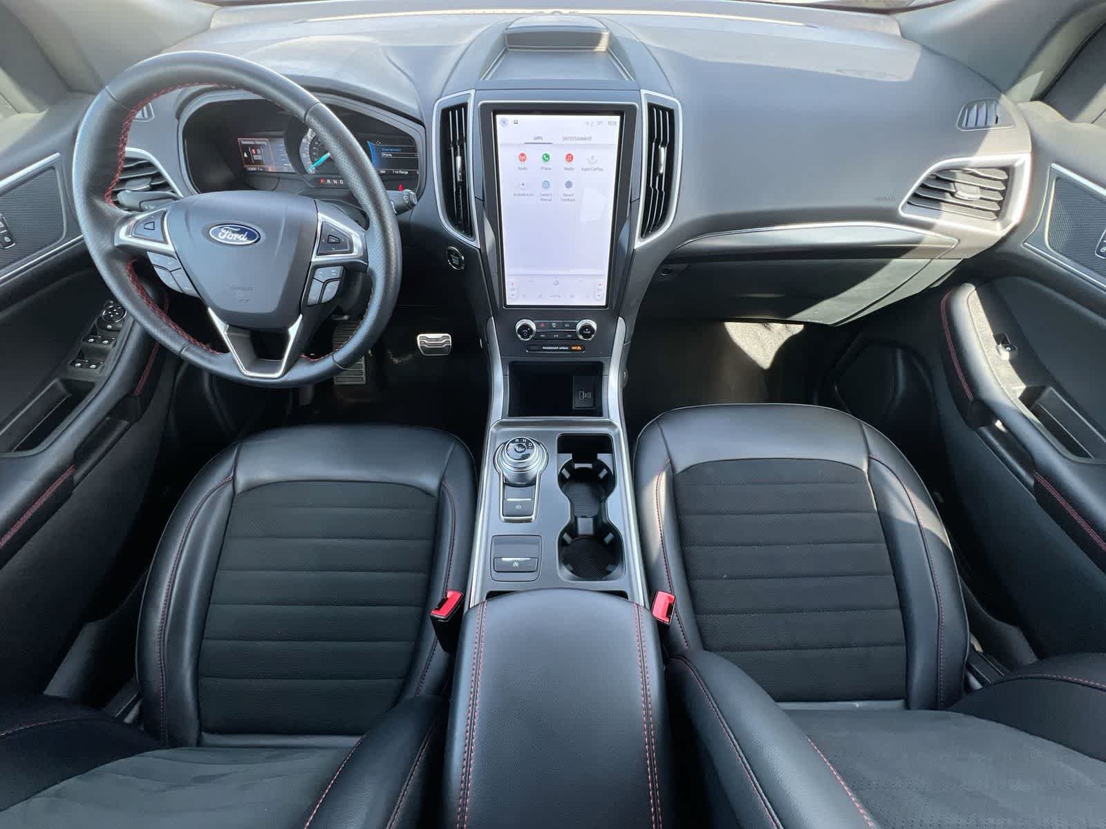 Certified 2024 Ford Edge ST-Line AWD/4WD image 15