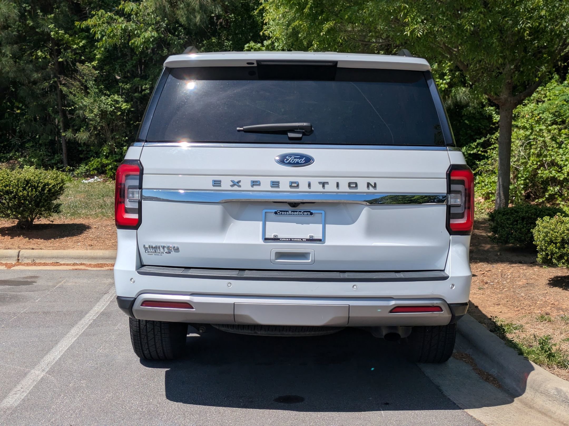 Certified 2022 Ford Expedition Limited AWD/4WD image 4