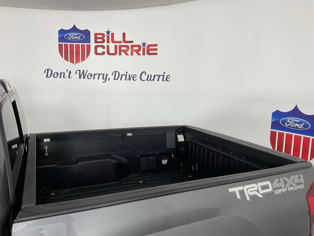 Used 2019 Toyota Tacoma TRD Off-Road w/ Exterior Package AWD/4WD image 11