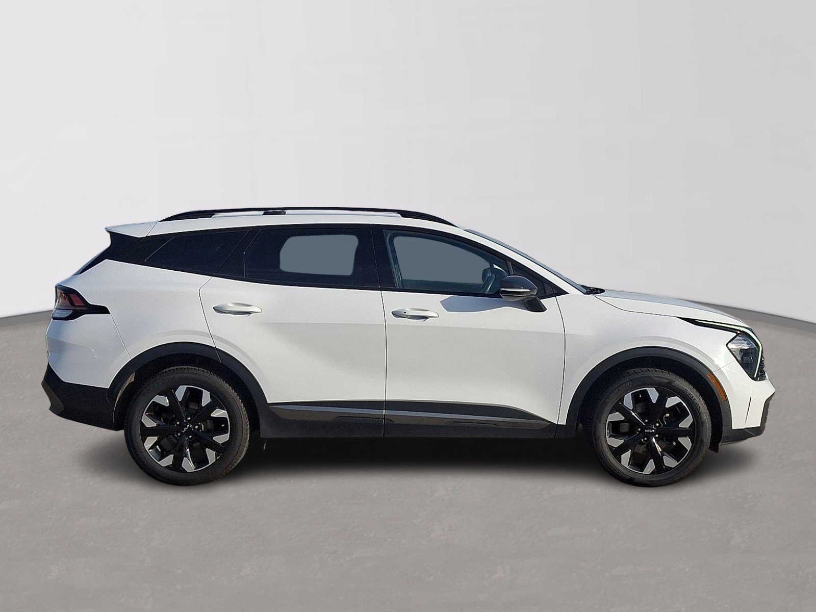 Used 2023 Kia Sportage X-Line AWD/4WD image 7