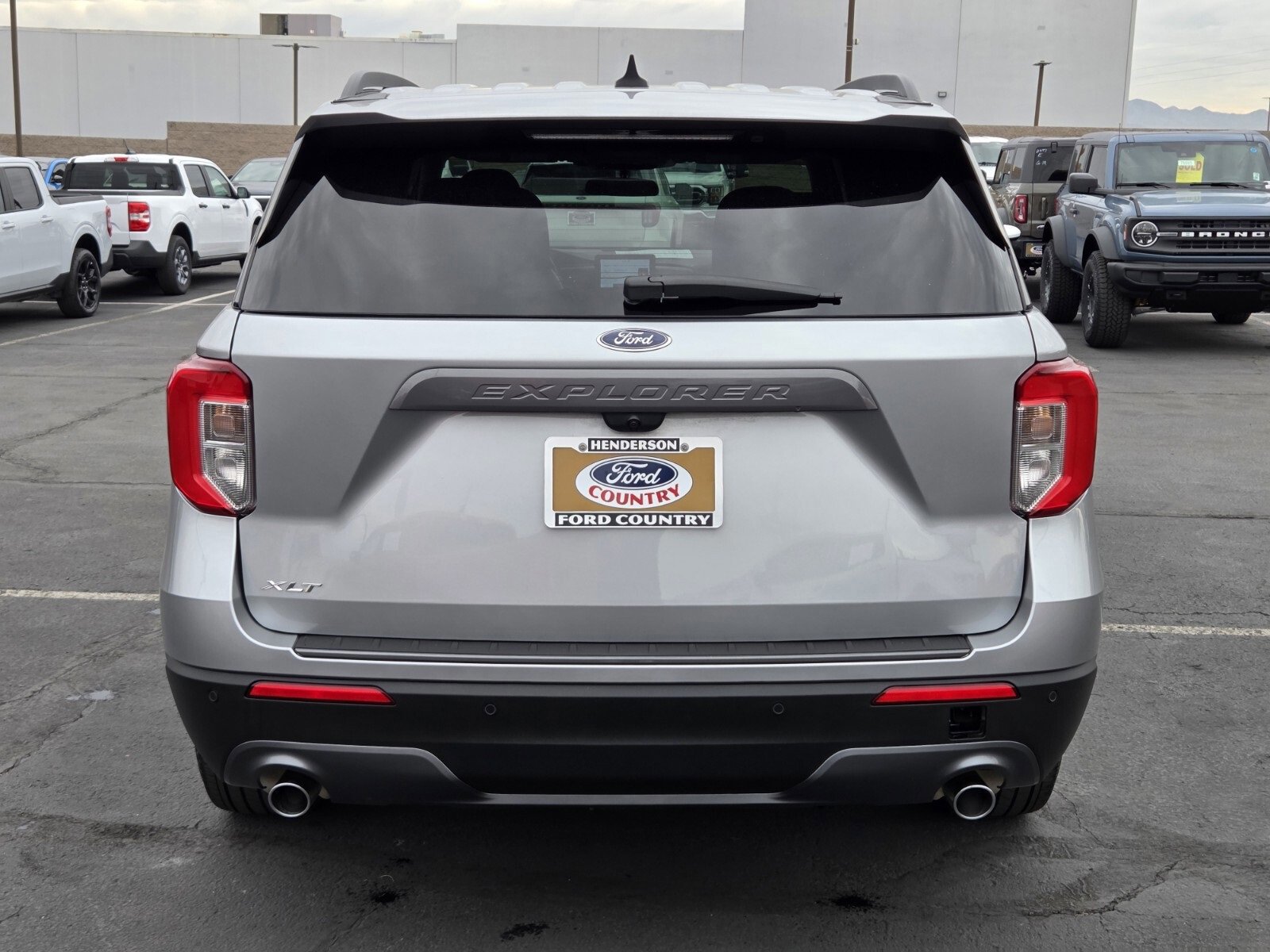 Certified 2023 Ford Explorer XLT w/ Equipment Group 202A image 4