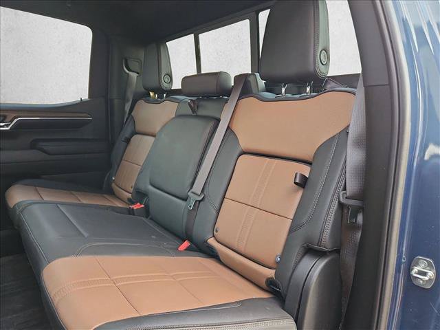 Used 2024 Chevrolet Silverado 1500 High Country AWD/4WD image 15