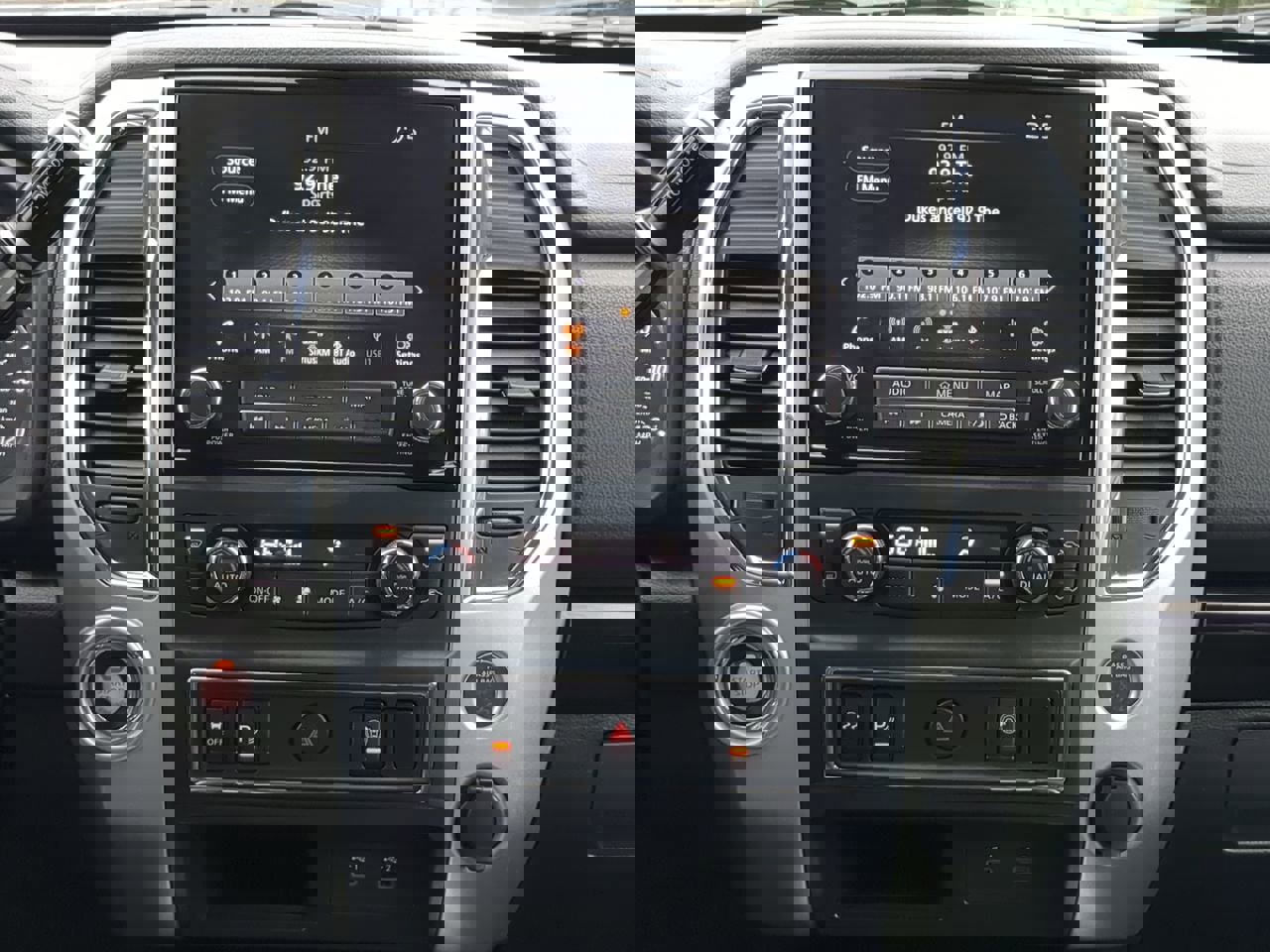 Used 2021 Nissan Titan SV w/ SV Convenience Package image 16