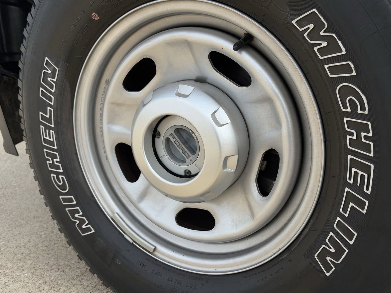 Certified 2022 Ford F250 XL w/ Power Equipment Group image 11