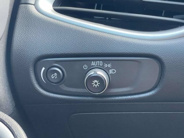 Used 2025 Chevrolet Malibu LT FWD image 34