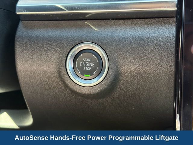 Used 2025 GMC Terrain Elevation w/ Elevation Premium Package image 19